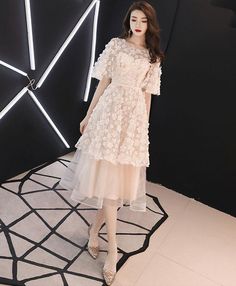 Ullzang Style, Soft Ideas, Prom Dress Tulle, 2020 Aesthetic, Aesthetic Baddie, High Neck Prom Dress, Gonna In Tulle, Baddie Outfit, Girls Korean