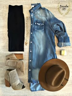 Denim Tunic Outfit, Tunic Outfit Ideas, How To Have Style, Tunic Outfit, Denim Tunic, Looks Country, Jeans Shirt, Mode Inspiration