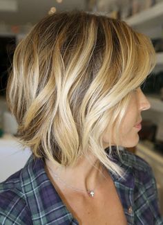 ugghhh i cant wait to cut my hair. i have to give it a little more time though, its taken me over a year to get it where it is now! Short Hairstyles 2015, Short Wavy Hair, Bohol, Short Hair Cuts For Women