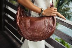 This bag is made to order from high quality leather.Our absolutely divine handmade Elysian Coast leather bag will become your favorite everyday companion. Created with beautiful leather stitches, hand cut detailing and braided design on the front. With two straps detachable you can choose to wear it as a shoulder bag or as a cross body. There’s loads of room, plus 2 side zip pockets for all your essentials on a busy day out.Comes in any of the available leather colors shown.Shown in Vintage Brow Leather Stitches, Cross Shoulder Bag, Hippie Purse, Cross Shoulder Bags, Brown Leather Shoulder Bag, Brown Leather Bag, Boho Leather, Brown Leather Sandals, Black Leather Bags