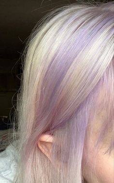 Hair Colour Styles Trends, Hair Color Ideas Lavender, Purple Blonde Hair, Lavender Highlights, Pastel Purple Hair, Lavender Hair Colors, Light Purple Hair, Luxury Purple, Temporary Hair Dye