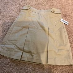 Amazon Essentials Girls Khaki Skirt Pleated Elastic Waistband In Back Flat Front Attached Shorts Underneath Sz Large Slim Amazon Girl, School Skirt, Khaki Skirt, Skirt Pleated, Amazon Essentials, Kids Bottoms, Pleated Skirt, New Color, Elastic