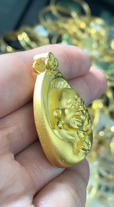 Vintage 24K 9999 Pure Gold Laughing Buddha, Happy Buddha Pendant....Marked 9999...Total of weights 10.0grams...Measure Include the Bail H 1 5/8'' W 1 3/8''...It's in very good condition. Happy Buddha, Laughing Buddha, Buddha Pendant, Filigree Ring, Pure Gold, Perfect Ring, Vintage Sterling Silver, Pendant Necklaces, Charm Pendant