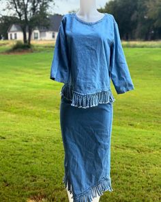 Waist is marked as extra small Top is marked medium Spring Workwear Skirt With Frayed Hem, Spring Fitted Washed Skirt, Fitted Washed Skirt For Spring, Spring Washed Fitted Skirt, Denim Skirt Set, Denim Fringe, Fringe Skirt, Vintage Women, Small Tops