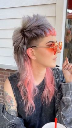 Punk Style Hairstyles, Arctic Fox Hair Color Ideas, Electric Paradise Arctic Fox Hair, Medium Style Hair, Fox Dyed Hair, Hair Cuts For Men, Grey Mullet, Periwinkle Hair