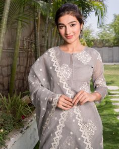 Kurti Trends, Box Pleated Dress, Kurta And Dupatta, The Secret Label, Indian Kurti Designs, Silk Kurti, Neck Designs For Suits