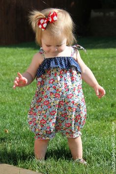 Girlie Clothes, Romper Tutorial, Ruffled Top Dress, Baby Kleidung, July Outfits, Children Fashion, Summer Projects, Little Outfits