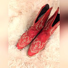 Sassy Red Cowgirl Boots With Off-White Stitching. Super Cute And Very Comfy! Red Western Summer Boots, Red Cowgirl Boots, Leather Boots Heels, Boots Heels, Cowgirl Boots, Lady In Red, Boots Booties, Leather Boots, Heeled Boots