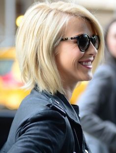 Julianne Hough Hair, Straight Bob Hairstyles, Short Hairstyle, Blonde Bobs, Short Blonde Hair, Hair Envy, Trendy Short Hair Styles