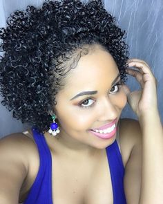 Curly Afro Natural Hair, Afro Natural Hair, Hair Doos, Hair Couture, Black Hair Updo Hairstyles, Afro Natural, Couture Hairstyles, Cute Curly Hairstyles