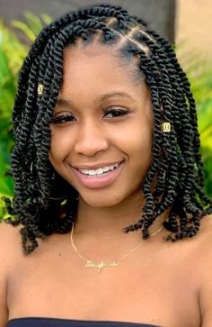 25 Afro Kinky Twist Hairstyles for 2024 - The Trend Spotter Twist Hairstyles For Women, Trendy Curls, Afro Twist Braid, Twist Hairstyle, The Trend Spotter, Afro Twist, Short Box Braids Hairstyles, Natural Hair Stylists