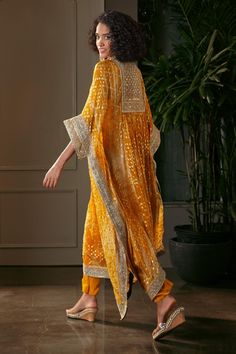 Buy Yellow Organza Printed Tie-dye V Neck Hand Embroidered Kaftan Pant Set For Women by Kisneel by Pam Online at Aza Fashions. Kaftan And Pants, Organza Kaftan, Printed Kaftan, Couture Designers, Indian Fashion Dresses, Kurta Designs, Indian Designer Wear, Designer Wear