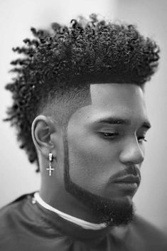 Blowout Haircut, Black Men Beard Styles, Afro Hairstyles Men, Men's Curly Hairstyles, Male Haircuts Curly, Drop Fade Haircut