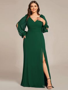 Plus Bridesmaid Dresses, Dress Natal, Dark Green Bridesmaid Dress, V Neck Dresses, Plus Size Winter Outfits, Birthday Dress Women, Evening Wear Dresses, Holiday Dresses Women, Perfect Cocktail Dress