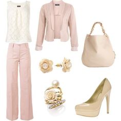 Zakelijk voor de lichte lente. Fashion Design School, Pink Office, Office Wear Women, Layered Fashion, Womens Business Casual, Dress For Success, Work Wardrobe, Professional Outfits