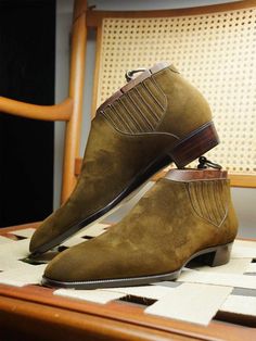 Office Boots, Boots Outfit Men, Mens Casual Leather Shoes, Suit Man, Quality Leather Boots, Luxury Boots, Shoe Designs, Custom Design Shoes, Man Shoes