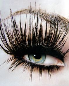 . Drag Make-up, Behind Blue Eyes, Make Up Inspiration, Black Lashes, Fantasy Makeup, Long Lashes, Eye Make, Eye Art, Love Makeup