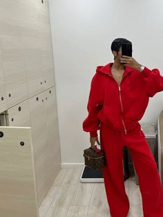 Red Outfits Black Women, Casual Work Outfit, Fashion Fits, Casual Dinner Outfit, New Classic, Streetwear Women, Clothes Collection, Fashion Killa