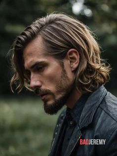 Mens Medium Length Hairstyles Wavy, Men's Long Hairstyles Straight, Shoulder Length Hair Men, Long Haircut Ideas, Hari Styles, Chris Hemsworth Hair, Man Haircuts, Haircut Ideas For Men, Young Men Haircuts