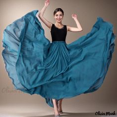 Olivia Mark - Professional Ethnic Dance Skirt for Rehearsals, Performances, and Stage Shows: Snow Chiffon Half Skirt Dance Performance Outfits, Bike Skirt, Skirt Dance, Long Chiffon Skirt, Ocean Fashion, Dance Skirt, Half Skirt, Black Leather Skirts, Elegant Skirt