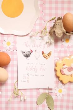 farm animal birthdays party idea Chicken Party, Birthday Party Idea, Second Birthday Ideas, Chicken Run, Farm Birthday Party, 3 Girls, Farm Party