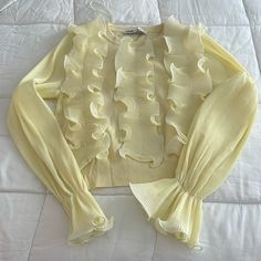 Stunning Knit Top With Ruffles Front And Back. Never Worn! Top With Ruffles, Yellow Knit, Zara Tops, Knit Top, Ruffles, Zara, Womens Tops, Knitting, Yellow