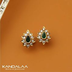 Daily Earrings Simple Gold, Ear Rings For Women, Indian Diamond Jewellery, Simple Studs, Pendent Set, Jewellery Photography Inspiration, Gold Jewels Design, Gold Pearl Jewelry