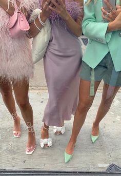 Mode Pastel, Pastel Outfits, Pastel Dress, Pastel Outfit, Pastel Fashion, Mama Mia, Spring Look, Mode Streetwear