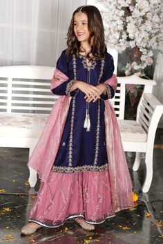 Beautiful Summer Wedding Outfits for Kids Long Frocks Indian Designer Dresses, Long Frocks Indian, Pakistani Kids Dresses, Kids Bridesmaid Dress, Frocks For Babies, Capelet Dress, Blue Dupatta, Wedding Dresses For Kids