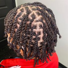 Two Strand On Short Locs, 2 Strand Twist On Short Locs, Lock Twist Hairstyles, Starter Locs Retwist Styles, Dreads Two Strand Twist, Dreads Men Styles, 2 Strand Twist Dreads, Short Two Strand Twist Locs, Free Part Locs