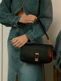 Editor's NoteJOY GRYSON's bags can be matched for various formal and casual stylings. - Over sized shoulder clip decoration- Detachable short strap- Magnetic closure detail- Open pocket at back Measurements (in.)- Size: 10.63 in. * 6.30 in. * 2.56 in.- Strap: 33.86 in. ~ 43.31 in. Composition & Care- Upper: Cowhide, Lining: Twill Cotton- Avoid direct heat and moisture- Wipe moisture with a dry clothDesigner- by JOY GRYSON Rectangular Workwear Shoulder Bag With Gold-tone Hardware, Formal Shoulder Flap Bag With Metal Hardware, Rectangular Work Bag With Fold Over Clasp, Evening Rectangular Flap Bag With Hasp Closure, Rectangular Evening Flap Bag With Hasp Closure, Chic Shoulder Bag With Fold Over Clasp For Work, Modern Evening Flap Bag With Hasp Closure, Chic Business Satchel With Metal Hardware, Workwear Top Handle Flap Bag With Metal Hardware