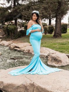 Details:Contrast Mesh \nNeckline:Off the Shoulder \nDetails:Zipper \nHem Shaped:Mermaid \nColor:Baby Blue \nPattern Type:Plain \nSleeve Length:Short Sleeve \nFit Type:Regular Fit \nLength:Maxi \nMaterial:Knitted Fabric \nComposition:95% Polyester \nComposition:5% Elastane \nCare Instructions:Machine wash, do not dry clean \nSheer:No \nFabric:Medium Stretch \nPockets:No \n Maternity Photoshoot Outfit Ideas, Photoshoot Outfit Ideas, Extra Dress, Maternity Photoshoot Outfits, Long Fitted Dresses, Solid Maxi Dress, Magazine Fashion, Photoshoot Dress, Time Of Your Life