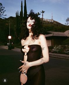 Dazed Magazine, Riot Grrrl, Dita Von Teese, 로고 디자인, Divine Feminine