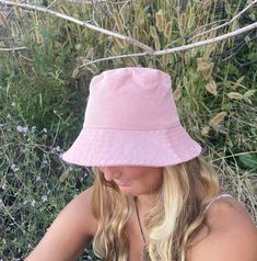 The perfect bucket sun hat for sunny days! Hand made in the USA from 100% cotton blush pink corduroy makes this hat very comfortable to wear. I made this hat with a day of fun in the sun in mind! This hat is made from a blush pink 100% cotton corduroy fabric. Inside liner is white cotton. Brim measures approx. 2.5" wide. Crown measures approx. 3.5" deep. For baby and child sizes see link below Available in sizes: Adult Small - 21" to 22" head circumference Adult Medium - 21.5" to 22.5" head circumference Adult Large - 22" to 23" head circumference *Contact me with questions on Custom Fit option* OVERVIEW + Sewn by me + blush pink Corduroy 100% cotton fabric + Comfortable fit + Hand wash, Lay flat to dry + Sized for adults + Great sun protection