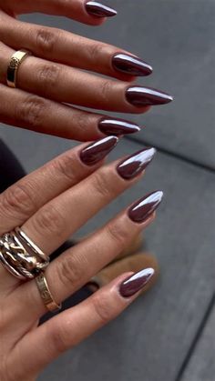 Chrome Nails Inspo Chrome Nails Designs Brown, Pewter Chrome Nails, Brown Chrome Almond Nails, Brown Monochrome Nails, Espresso Chrome Nails, 2025 Winter Nails, Cool Toned Nails, Soft Chrome Nails, Dark Femme Nails