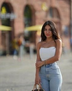 Shoulder Acne, I Healed, Mode Zara, Causual Outfits, Back Shoulder, Fashion Hacks Clothes, Lovely Clothes, Celebrity Outfits, Classy Outfits