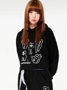 This cropped hoodie is adorned with cute teeth graphic print. It's cut from cotton terry that's ideal for daily wardrobe except hot summer.- Drawstring hooded neck- Graphic print on front- Drop shoulder- Ribbed cuffs- Point logo label at side- Cropped length Black Cropped Hoodie With Drawstring Hood, Black Cropped Hoodie For Streetwear, Cropped Hoodie For Streetwear With Relaxed Fit, Graphic Print Cropped Cotton Sweatshirt, Cropped Cotton Sweatshirt With Graphic Print, Cropped Casual Hoodie For Streetwear, Casual Black Cropped Hoodie, Casual Black Cropped Sweatshirt, Trendy Cropped Streetwear Hoodie