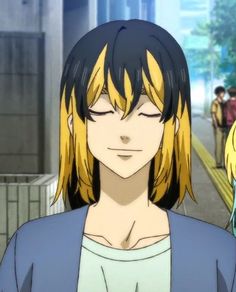 an anime character with long blonde hair standing in front of other people on a city street