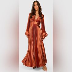 Purchased 2 Accidentally! Selling 1 As New With Tags Mine Will Be Used As A Bridesmaid Dress This Fall I Am 5”6 And It’s The Perfect Length To The Floor But It Doesn’t Drag Copper Dress, Folded Fabric, Fabric Skirt, Oversize Sleeves, Boohoo Dresses, Guest Attire, Satin Midi Dress, Dresses Elegant, Sleeve Midi Dress