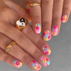 Colorful Nail, Colorful Nails, Cute Gel Nails, Short Acrylic Nails Designs, Stick On Nails, Floral Nails, Short Acrylic Nails, Nail Arts