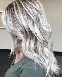 Lived In Platinum Blonde Hair, Cream Blonde Hair, Long Blonde Hair Cuts, Ash Grey Hair, Silver Ombre Hair, Night Hair, Night Hairstyles, Ice Blonde