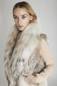 Canadian Lynx Vest with Shawl Collar Wolf Fur Vest, Narnia Wardrobe, Lynx Fur Coat, Luxury Women's Faux Fur Trim Vest, Fur Vest Women, Beige Skin, Luxury Faux Fur Vest, Winter Family Photos, Crystal Fox Fur Coat