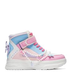 White Chunky Sandals, Colourful Shoes, Kawaii Harajuku, Chunky Sandals, Black Trainers, Military Boots, Pastel Colours, Mary Jane Heels, Hi Top