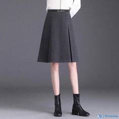 Orcajump - High-waisted A-line Skirt with Pure Color and Flared Hem, Featuring a Stylish Pencil Skirt Design Skirt Design, Types Of Skirts, Pure Color, A Line Skirt, A Line Skirts, Pencil Skirt, A Line, Pencil, High Waisted