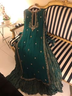 Pakistani Party Wear, Pakistani Dresses Casual, Pakistani Fancy Dresses, Pakistani Fashion Party Wear, Beautiful Pakistani Dresses, Salwar Kamiz, Simple Pakistani Dresses, Pakistani Bridal Wear, Designer Party Wear Dresses