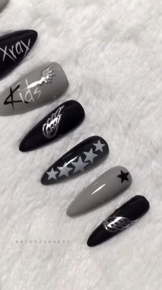 Felix Skz Nails Designs, Skz Nails Idea 5 Star, Straykids Nail Ideas, Stray Kids Acrylic Nails, Kpop Nails Designs Stray Kids, Stray Kids Manicure, Skz Nails Design, Straykids Nails Designs, Skz Inspired Nails