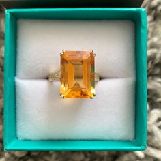 Brand New With Tag Box Orange Topaz Ring With Accent Stones For Gift, Orange Topaz Ring With Accent Stones As Gift, Orange Topaz Ring With Accent Stones, Classic Orange Topaz Ring Gift, Classic Orange Topaz Ring For Gift, Classic Orange Topaz Ring As Gift, Orange Rings With Accent Stones For Gift, 14k Gold Orange Jewelry With Accent Stones, Orange Topaz Ring Fine Jewelry Gift