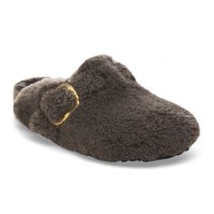 Plush it up. Oh-so-fluffy teddy shearling and an oversized statement buckle transforms the Boston clog into the season's be-seen style. Teddy shearling even pads the footbed lining for the ultimate cozy finish. It's all grounded in the comfort of our contoured footbed designed to shape to you with wear. Contoured cork-latex footbed creates custom support with wear Plush teddy shearling upper Teddy shearling footbed lining EVA sole is flexible and lightweight Adjustable strap with oversized metal pin buckle Made in Germany Boston Big Buckle, Fall Wedges, Stocking Stuffers For Kids, Soft Teddy, Boston Clog, Suede Fashion, Strap Wedge, Birkenstock Boston, Birkenstock Boston Clog