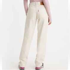 Brand New With Tags Levis Baggy Dad Utility Women’s Jeans! Wash Is “Barely Freezing - White” Size 26 Waist, 30 Length! Originally $108! Levis Baggy, Jeans Levis, Jeans Color, Levi's Jeans, White Cream, Levis Jeans, Cream White, Colored Jeans, Levi's