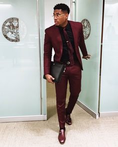 Caesar Chukwuma, Maroon Suit, Prom Suits For Men, Black Men Fashion Swag, Elegante Casual